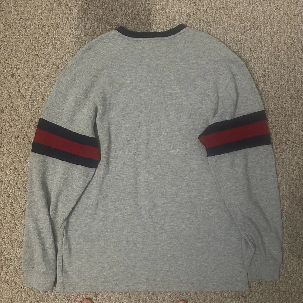 Tommy Hilfiger Gray V-Neck Sweater with Navy Trim 2003 - Picture 5 of 6